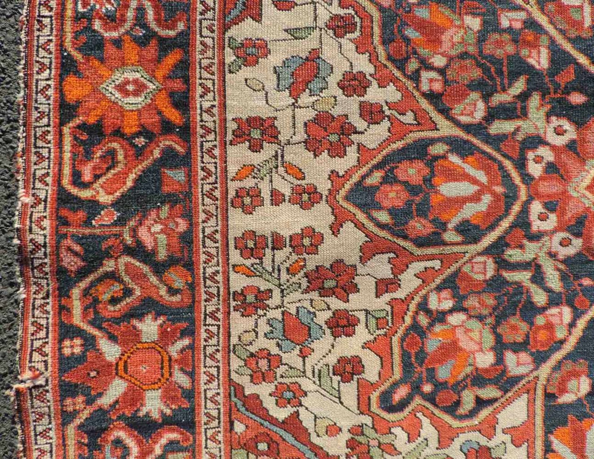 Saruk Ferraghan, Dorfteppich. Persien. Iran, antik, um 1890. 154 cm x 102 cm. Handgeknüpft. Wolle - Bild 4 aus 9