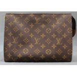 LOUIS VUITTON POCHE TOILETTE 26. 26 cm x 20 cm x 8 cm. Insgesamt guter Zustand. U.a.