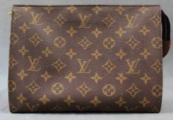 LOUIS VUITTON POCHE TOILETTE 26. 26 cm x 20 cm x 8 cm. Insgesamt guter Zustand. U.a.