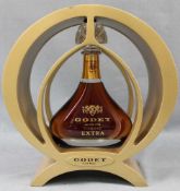 Cognac Godet - Extra - Hors d`Age. Eine ganze Flasche 700 ml. Petite Champagne. 45 Jahre alt.