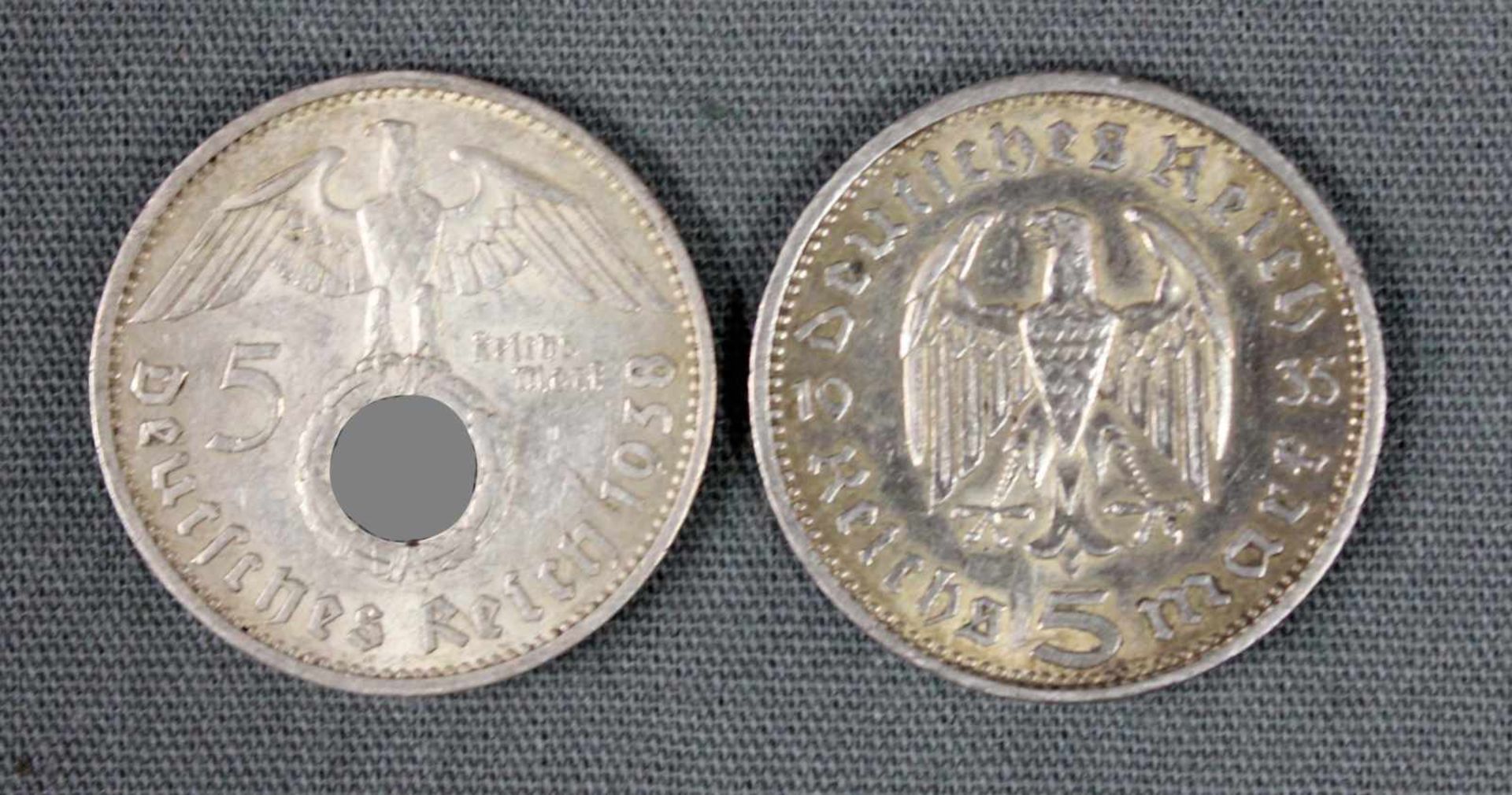 2 Stück. 5 Reichsmark, 1936 und 1938. Paul von Hindenburg. Die beiden Silbermünzen wiegen zusammen - Bild 3 aus 3