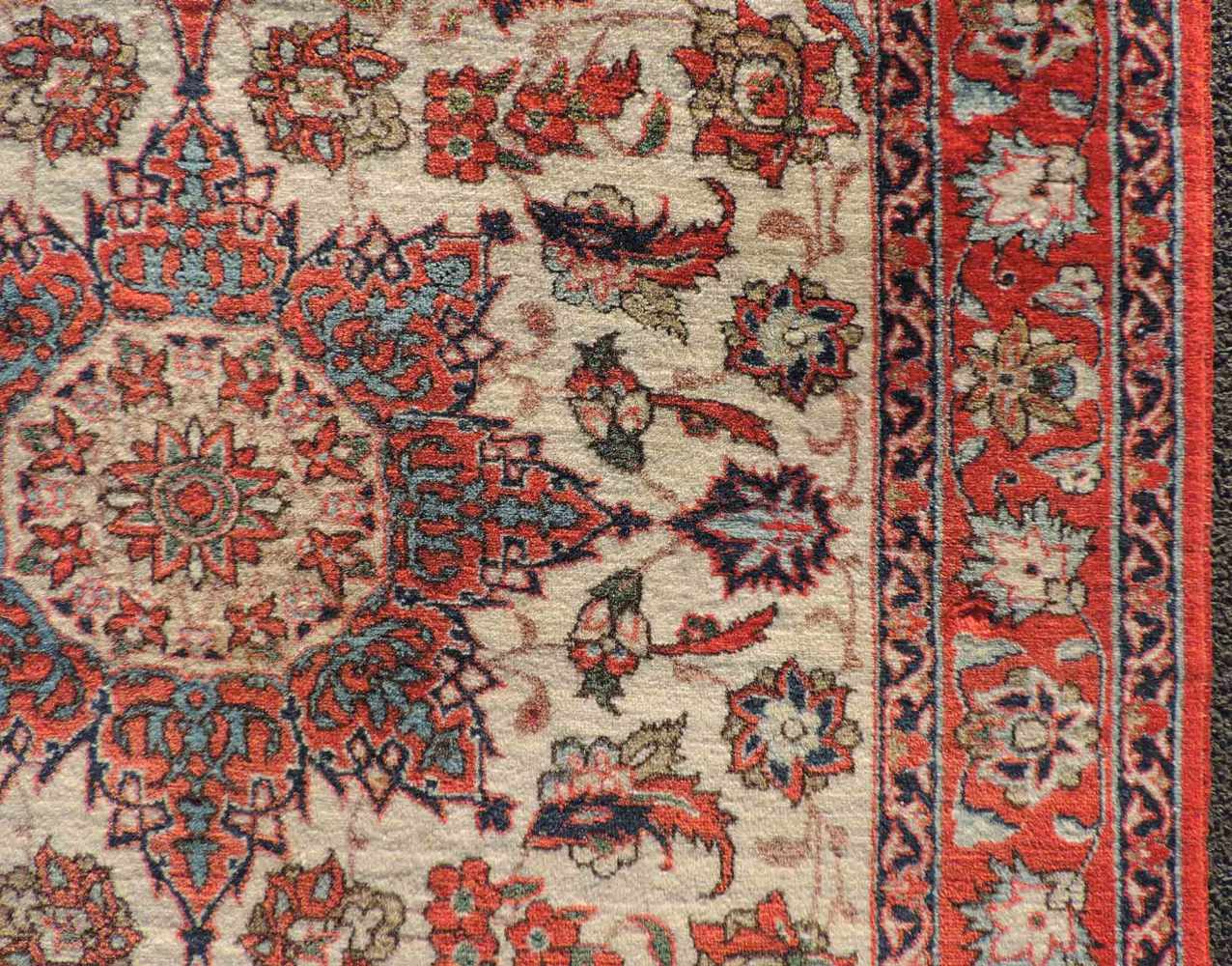 Isfahan Perserteppich Saronin. Iran. Sehr feine Knüpfung. 159 cm x 103 cm. Handgeknüpft. Wolle auf - Image 5 of 9