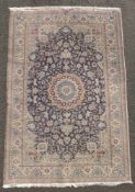Nain, Orientteppich, Iran, Persien. Selten feine Knüpfung. 203 cm x 134 cm. Handgeknüpft.