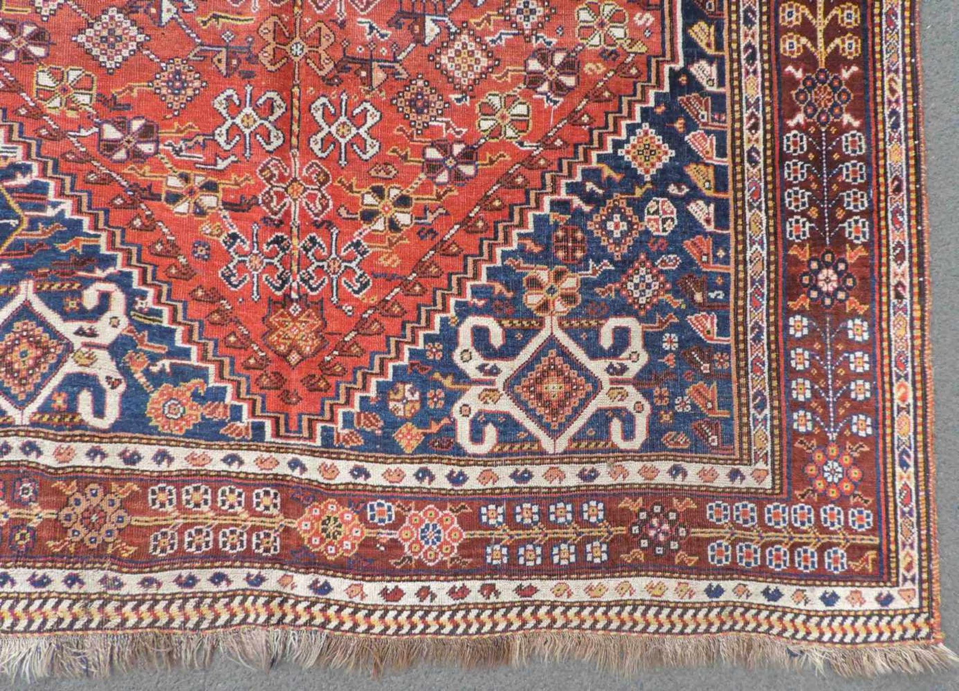 Gashgai, Perserteppich. Iran, alt um 1920. 260 cm x 170 cm. Orientteppich, handgeknüpft. Wolle auf - Bild 3 aus 9