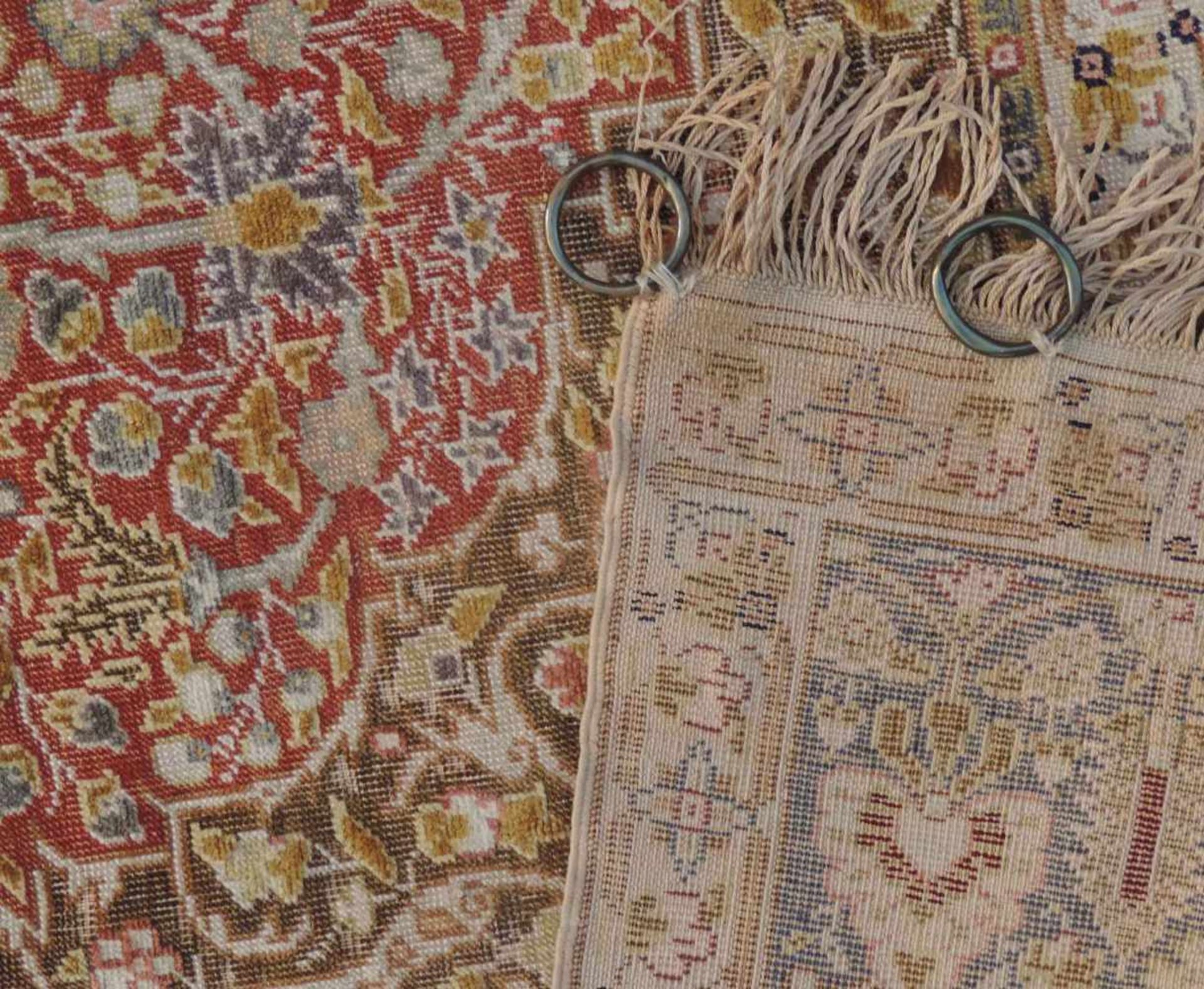 Kayserie Seidenteppich. Türkei. Antik, um 1900. 208 cm x 149 cm. Orientteppich, handgeknüpft. - Bild 4 aus 5