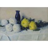 Karl MERGELL (1870 - 1944). Stillleben mit Chrysanthemen. 70 cm x 100 cm. Gemälde. Öl auf