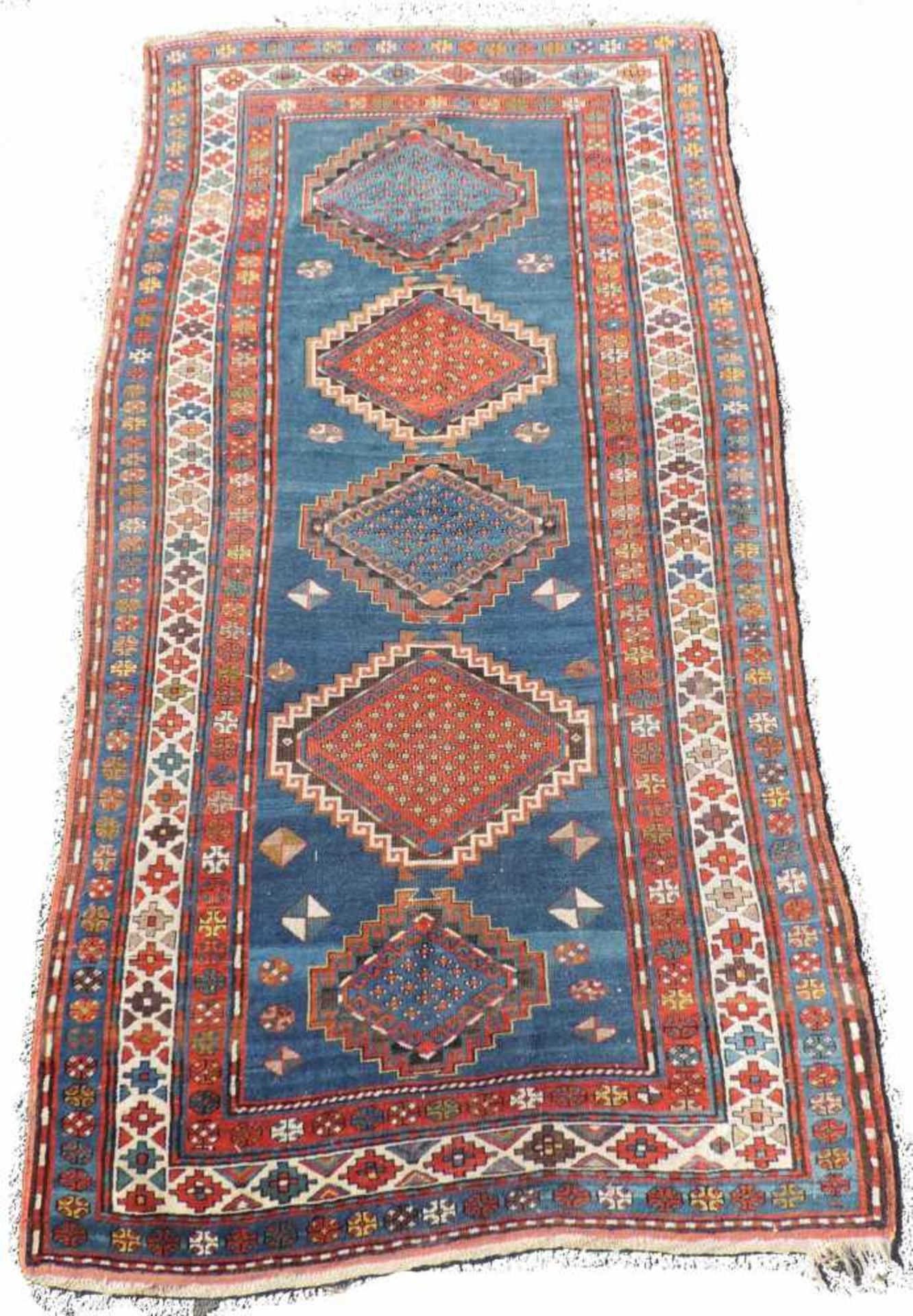 Kasak Dorfteppich. Kaukasus, antik, um 1900. 270 cm x 146 cm. Handgeknüpft. Wolle auf Wolle. Kazak