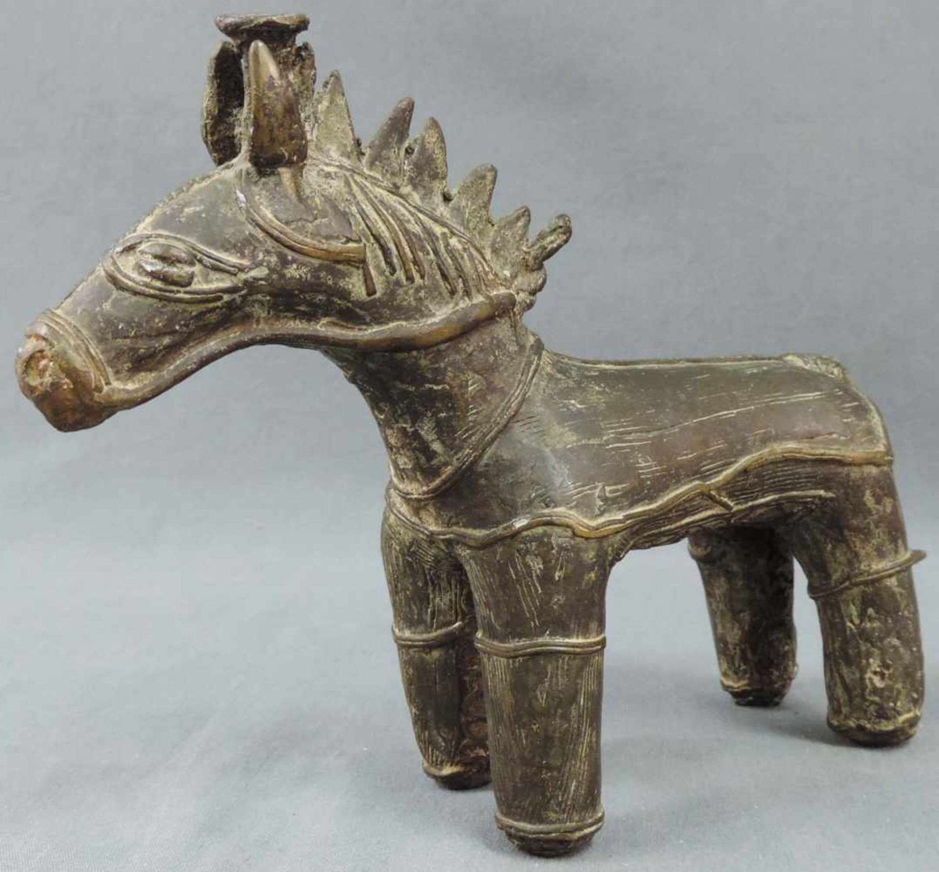 Ganesh mit Ratte. Dazu Pferd, Bronze, Indien um 1800. 28 cm hoch. Der Ganesh aus Bronze wiegt 5,8 - Bild 3 aus 12