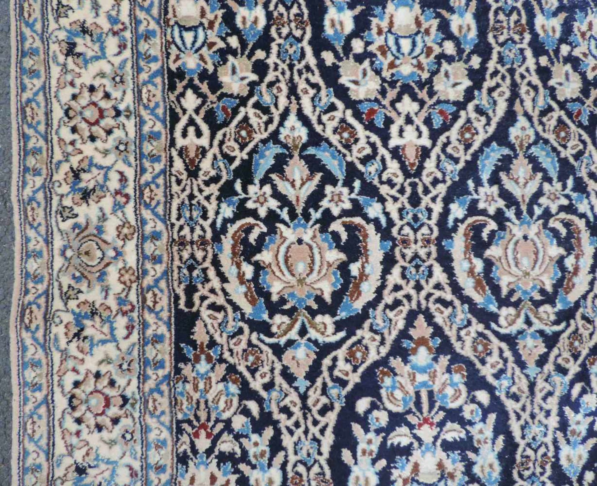 Nain Perserteppich. Iran. Sehr feine Knüpfung. 170 cm x 110 cm. Orientteppich, handgeknüpft. Wolle - Bild 4 aus 9