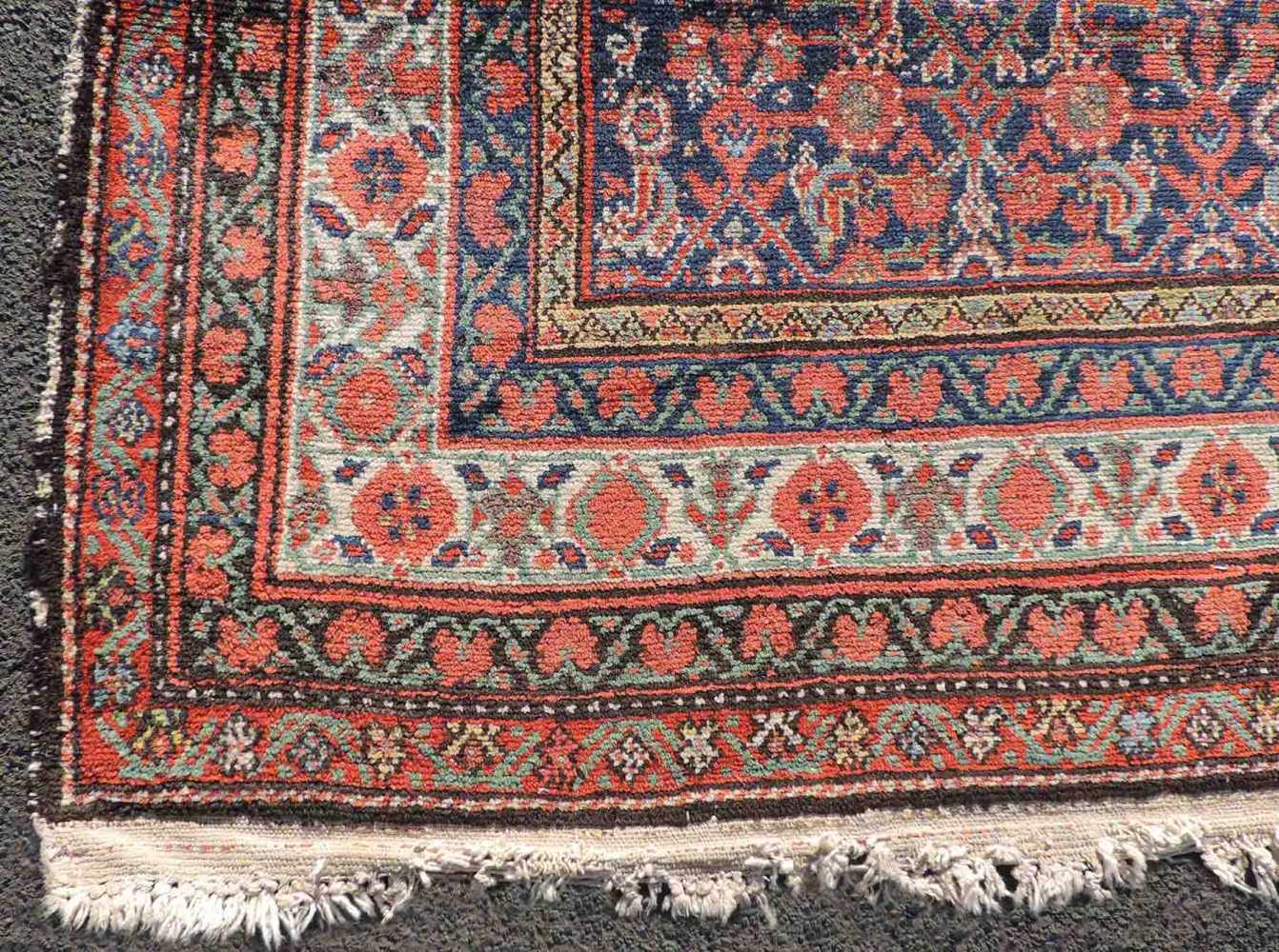 Malayer Galerie Perserteppich. Iran, antik um 1880. 307 cm x 103 cm. Handgeknüpft. Wolle auf - Image 2 of 9