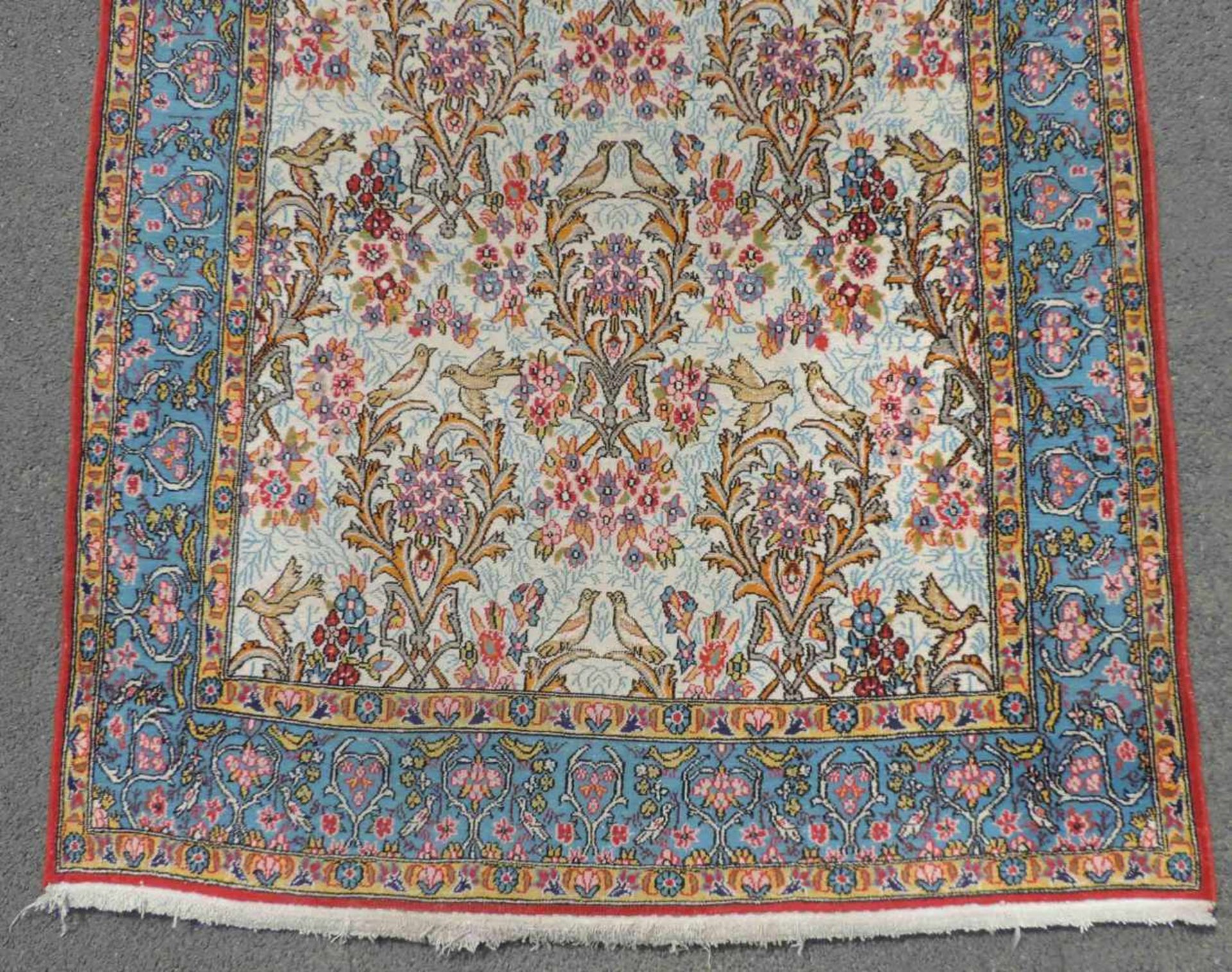 Ghom Perserteppich. Iran. Wolle und Seide auf Baumwolle. 207 cm x 128 cm. Orientteppich. - Bild 2 aus 6