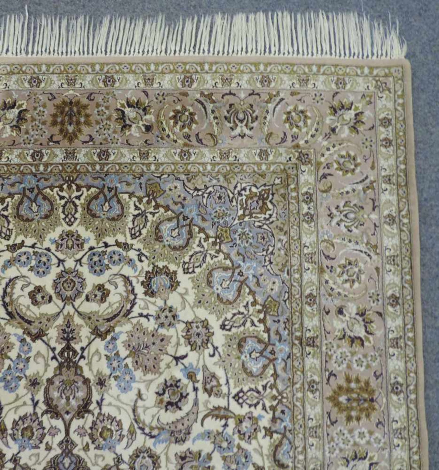 Isfahan Perserteppich. Iran. Sehr feine Knüpfung. 234 cm x 158 cm. Orientteppich. handgeknüpft. - Bild 7 aus 9