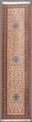 Ghom, Gallerie, Perserteppich, Iran. Sehr feine Knüpfung. 362 cm x 85 cm. Orientteppich.