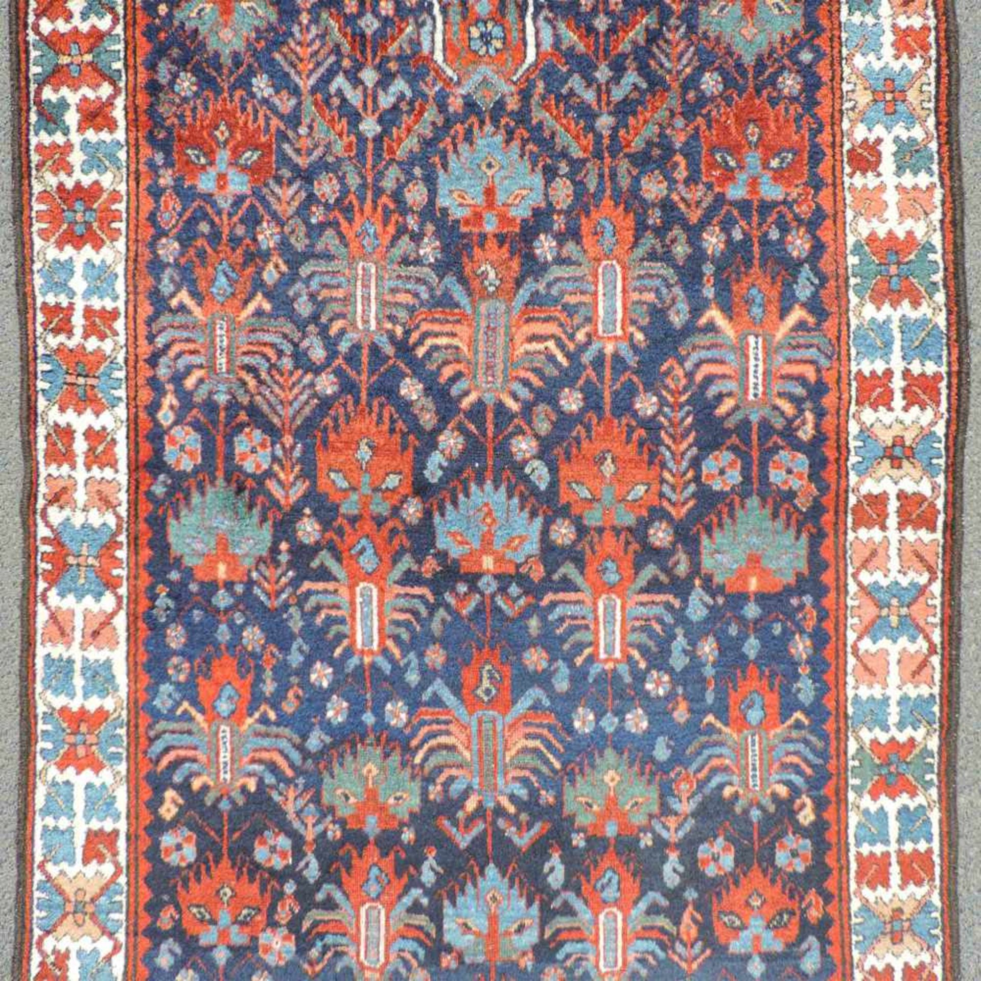 Bachtiar Perserteppich. Iran, alt um 1930. 186 cm x 130 cm. Orientteppich. Handgeknüpft. Wolle auf - Bild 3 aus 6