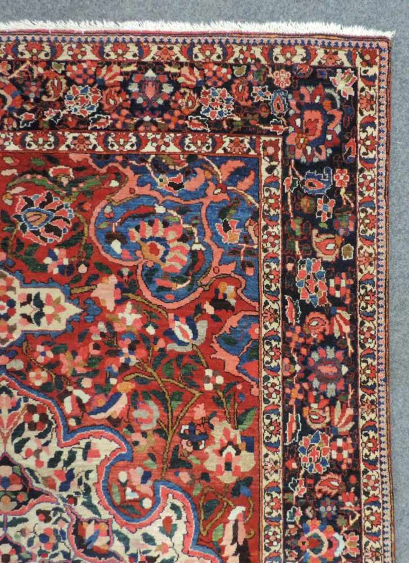 Bachtiar Perserteppich. Iran. Alt um 1930 - 1940. 207 cm x 140 cm. Orientteppich. Handgeknüpft. - Bild 6 aus 8