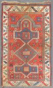Fachralo Kasak, Gebetsteppich. Kaukasus. Mitte 19. Jahrhundert. 137 cm x 93 cm. Orientteppich.
