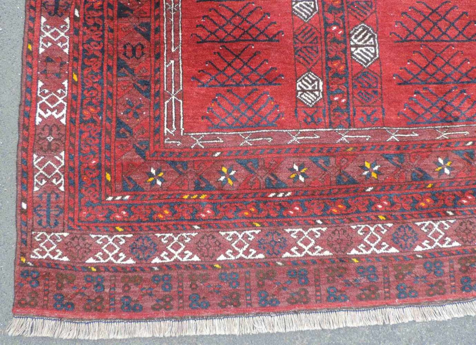 Ersari Engsi. Turkmenistan. Tür- Teppich. 210 cm x 176 cm. Handgeknüpft. Wolle auf Wolle. - Bild 2 aus 8