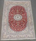 Nain Perserteppich. Iran. Feine Knüpfung. 350 cm x 254 cm. Orientteppich. Handgeknüpft. Wolle und