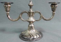 Leuchter Silber 830. 2 - Flammig. 18,5 cm hoch. 560 Gramm brutto. Candlesticks Silver 830. For 2
