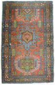 Heris Perserteppich. Iran. Alt, 1. Hälfte 20. Jahrhundert. 134 cm x 82 cm. Orientteppich.