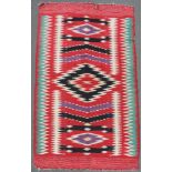 Serape. Süd West U.S.A. / Mexiko. Antik, um 1900. 194 cm x 105 cm. Handgewebt. Wolle auf