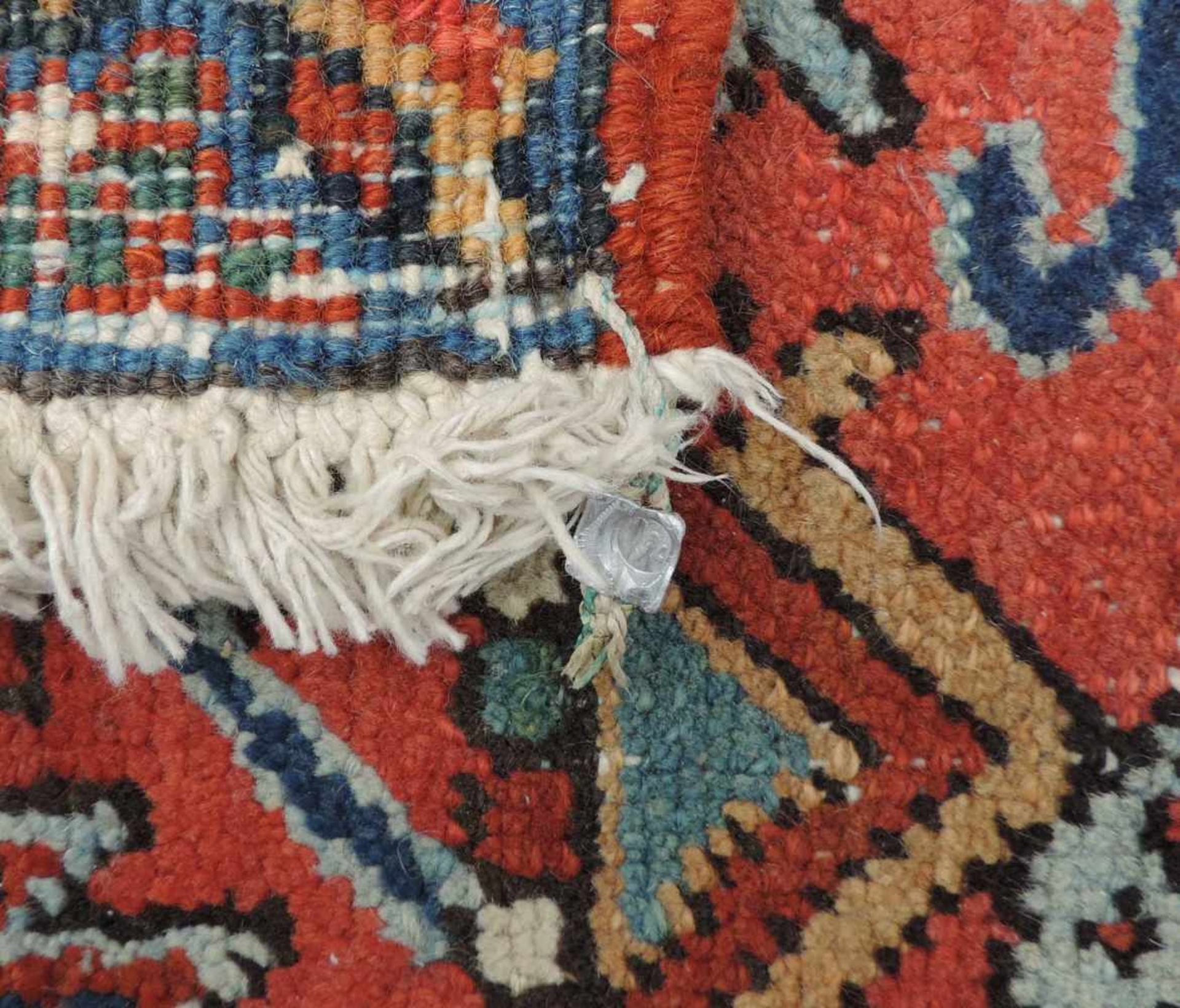 Heris Perserteppich. Iran. Alt, um 1920 - 1930. 316 cm x 222 cm. Handgeknüpft. Wolle auf - Image 4 of 12