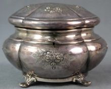 Zuckerdose. Silber geprüft. Mit Schlüssel. Jugendstil um 1900. 326 Gramm. 14 cm breit. Sugar box.