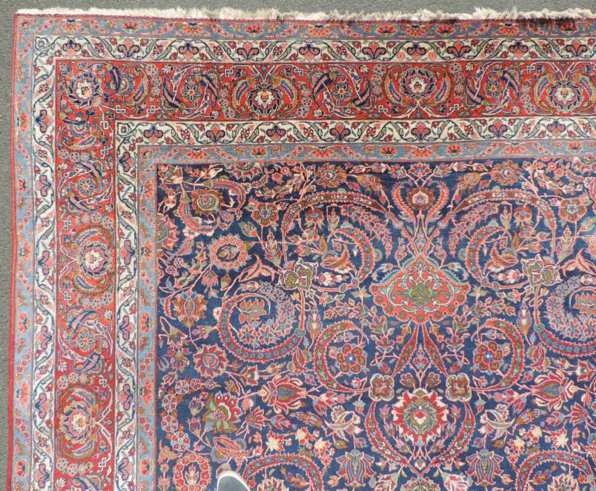 Keschan Perserteppich. Iran. Alt, um 1920. 354 cm x 260 cm. Orientteppich. Handgeknüpft. Korkwolle - Bild 7 aus 10
