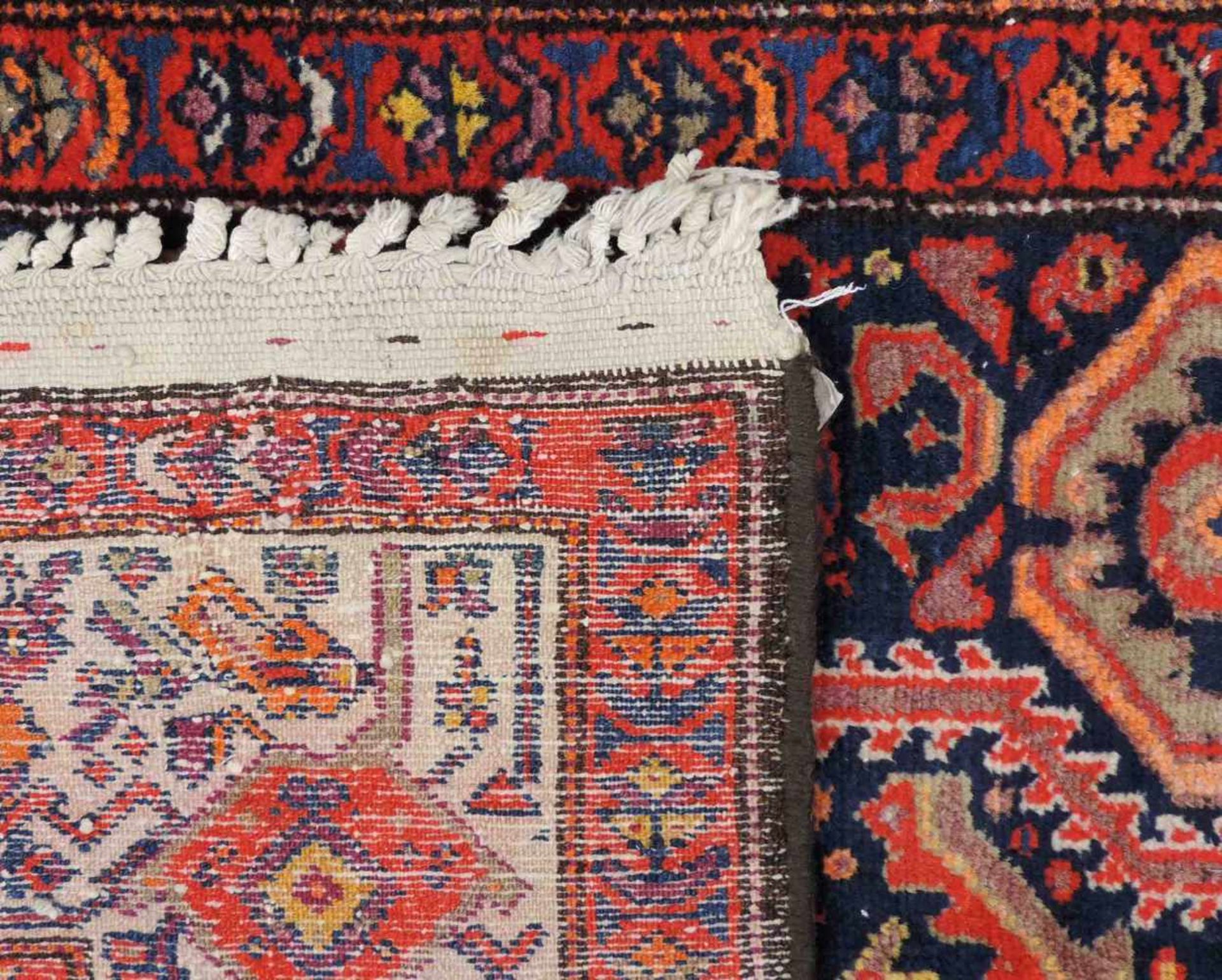 Malayer Perserteppich. Galerie. Iran. Alt, um 1930. 372 cm x 100 cm. Handgeknüpft. Wolle auf - Image 10 of 10