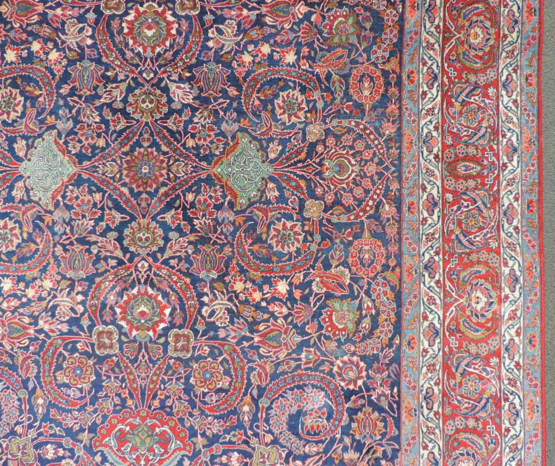Keschan Perserteppich. Iran. Alt, um 1920. 354 cm x 260 cm. Orientteppich. Handgeknüpft. Korkwolle - Bild 6 aus 10