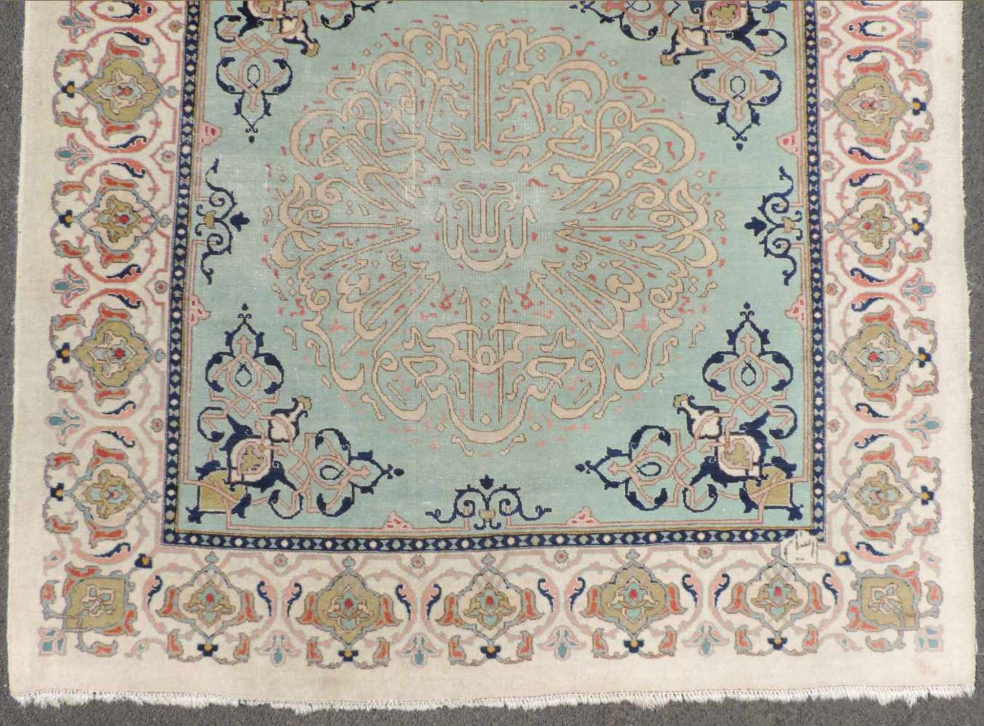 Täbris Perserteppich. Wandteppich für eine Moschee. Iran. Alt, um 1930. 265 cm x 185 cm. - Image 2 of 8