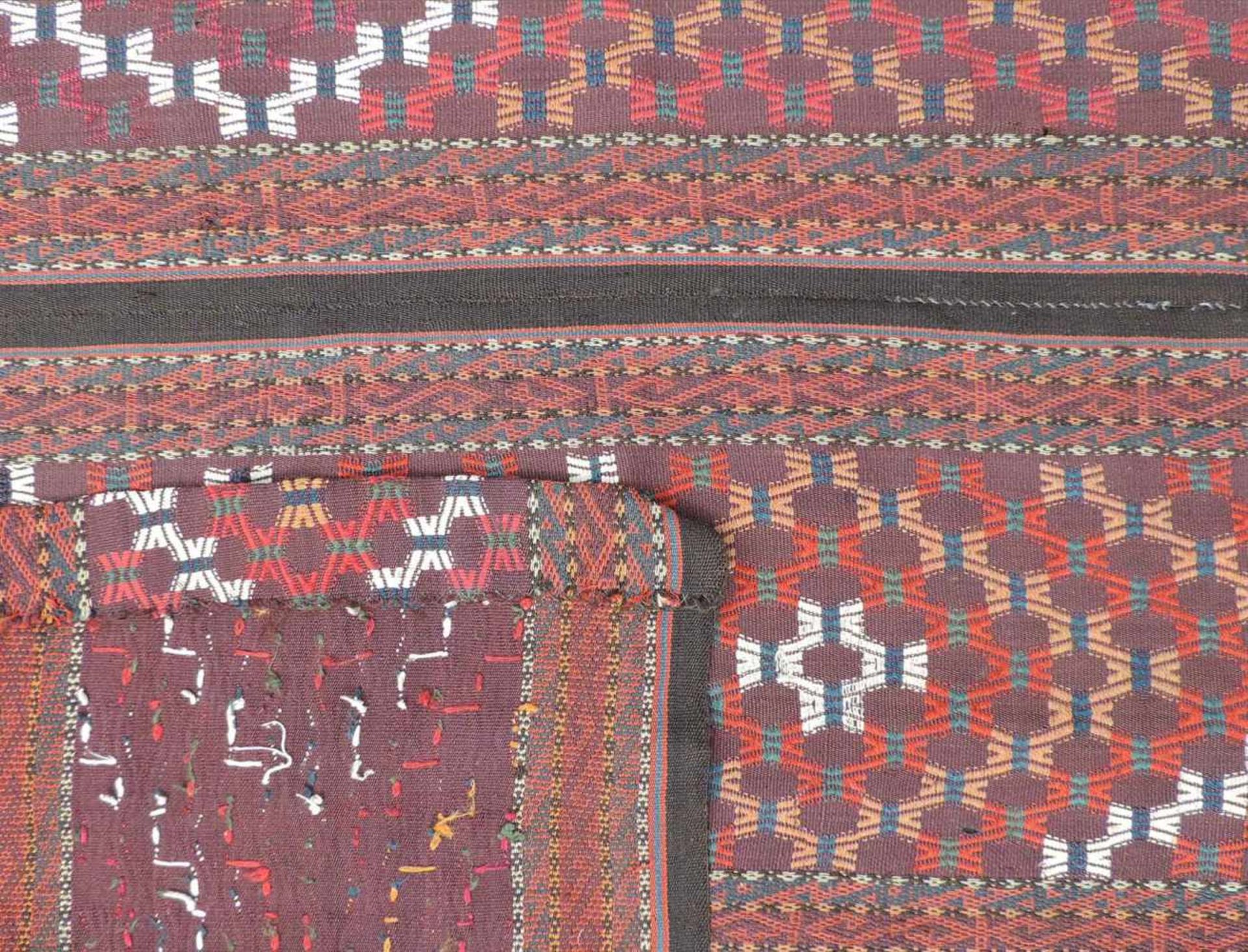 Ersari Stammesteppich. Djadjim Kelley. Turkmenistan. Antik, um 1880. 278 cm x 171 cm. Handgewebt. - Bild 7 aus 7