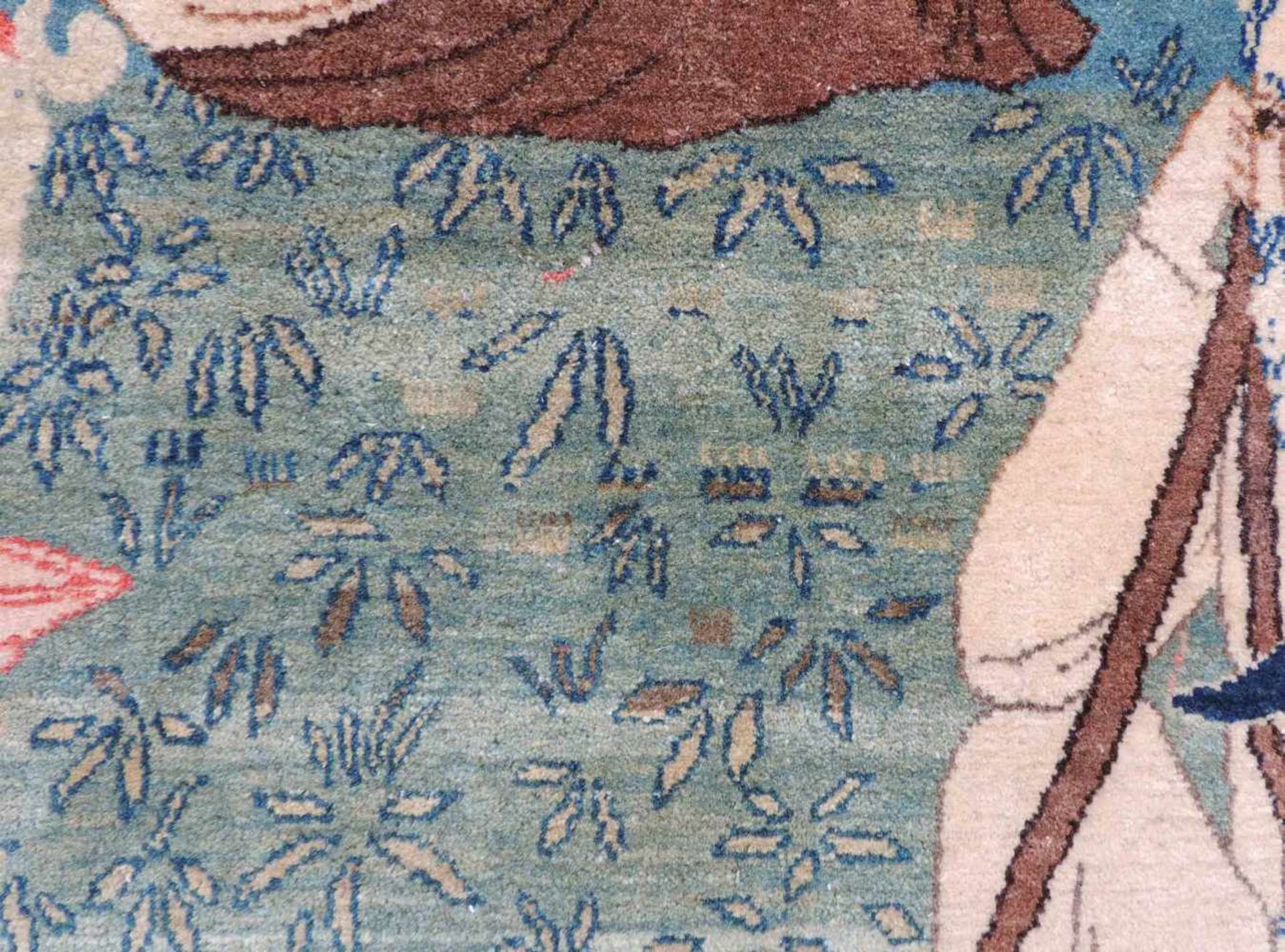 Täbris Bildteppich. Perserteppich. Iran. Alt, 1.Hälfte 20. Jahrhundert. 210 cm x 133 cm. - Bild 5 aus 8