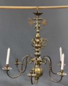 Deckenleuchte Messing. Adlerabschluss. 80 cm x 70 cm. Ceiling chandelier. Brass. "Eagle".