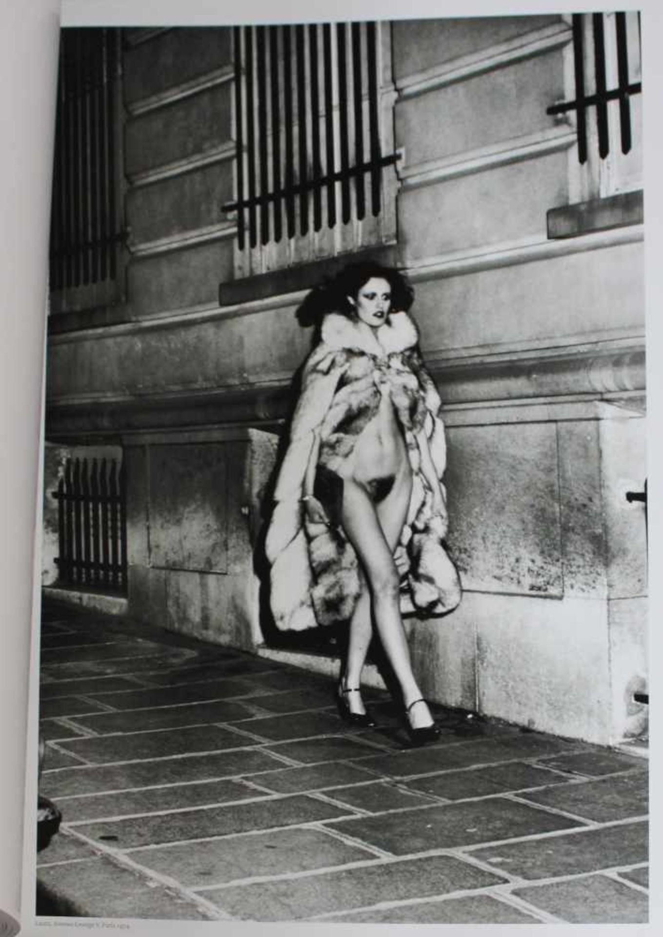 Helmut Newton’s SUMO. Edition von 10.000 Exemplaren. Nummer 04162. Helmut NEWTON (1920 - 2004). - Image 16 of 19