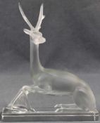 Kristall Figur Lalique CERF / HIRSCH 27 cm hoch, 21 cm lang. Unten mittig Ätzsignatur "Lalique