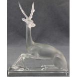 Kristall Figur Lalique CERF / HIRSCH 27 cm hoch, 21 cm lang. Unten mittig Ätzsignatur "Lalique