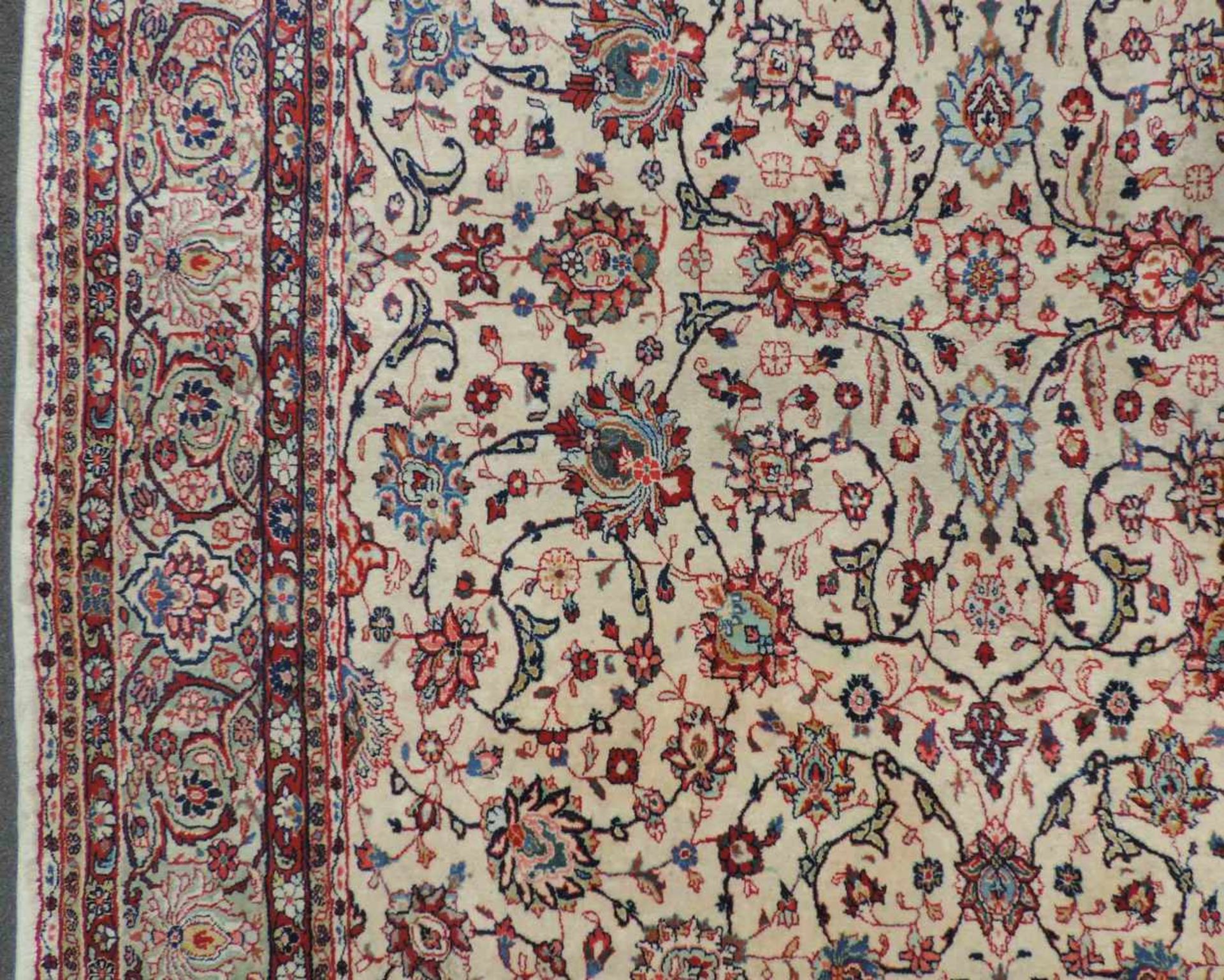 Saruk Perserteppich. Iran. 441 cm x 286 cm. Orientteppich, handgeknüpft. Wolle auf Baumwolle. - Bild 6 aus 11