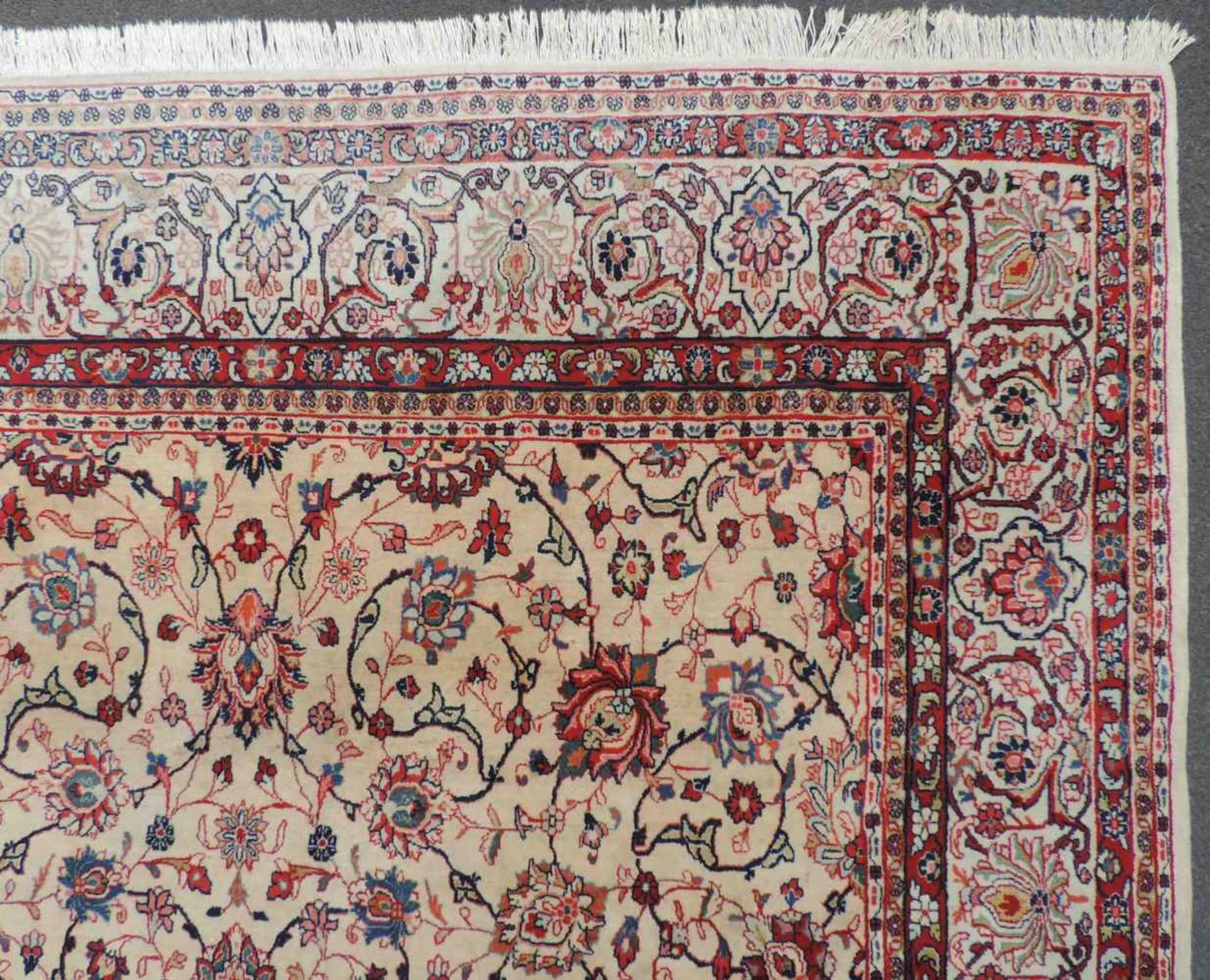 Saruk Perserteppich. Iran. 441 cm x 286 cm. Orientteppich, handgeknüpft. Wolle auf Baumwolle. - Bild 10 aus 11
