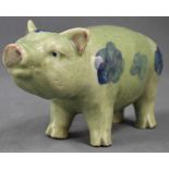 Schwein, Steingut. 6 - Zeichenmarke. Wohl China, alt. 20 cm x 11 cm. Hintere Öffnung für
