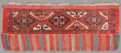 Ersari Stammesteppich. Behang. Turkmenistan. Antik, Ende 19. Jahrhundert. 37 cm x 139 cm mit