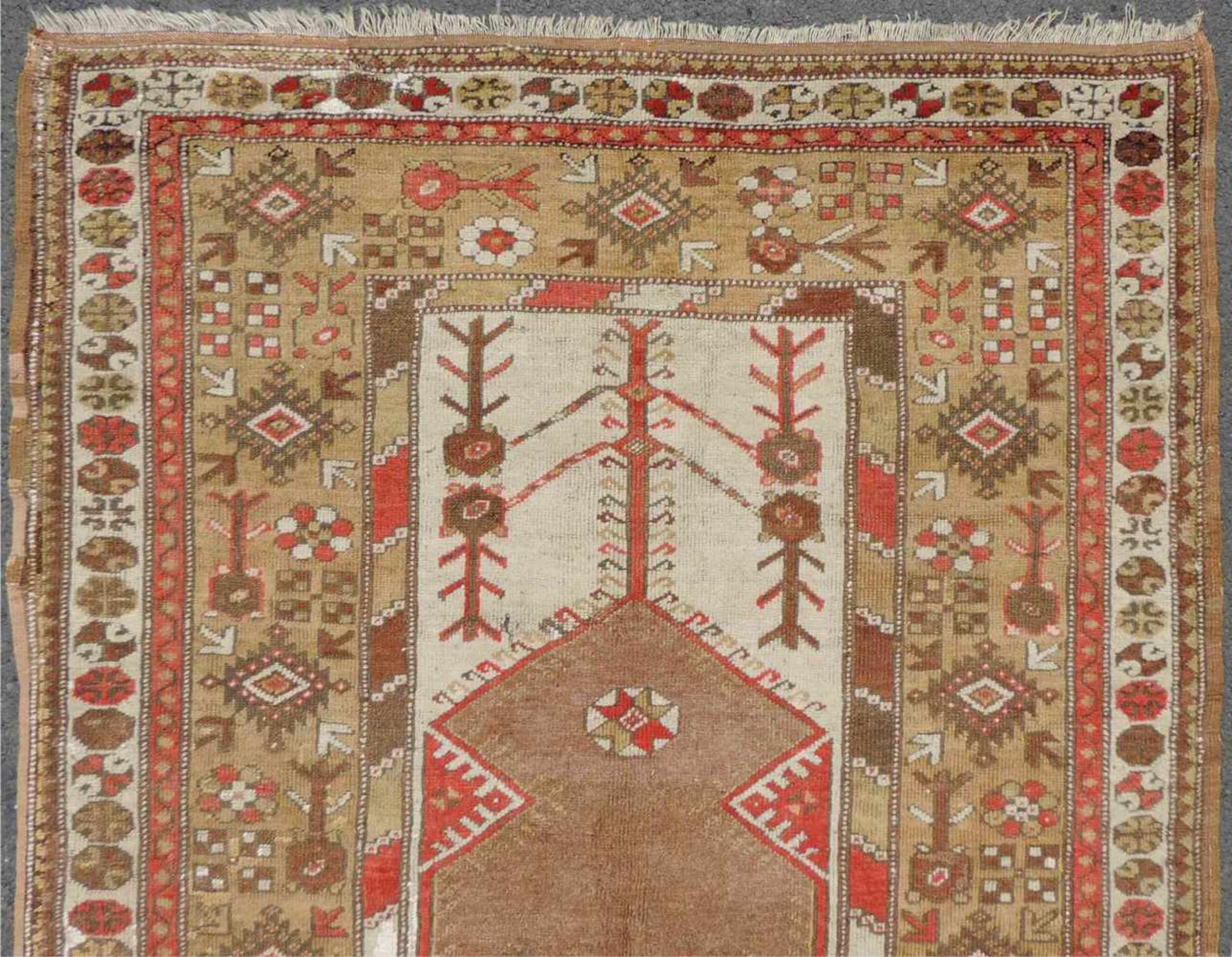Melas Gebetsteppich. Türkei. West Anatolien. Antik um 1900. 201 cm x 128 cm. Handgeknüpft. Wolle auf - Bild 4 aus 8