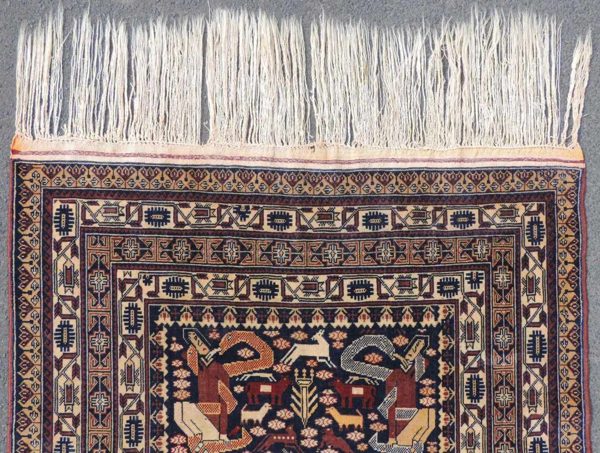 Mauri Stammesteppich. Afghanistan. Original Kriegsteppich aus der Zeit um 1980. 147 cm x 97 cm. - Image 4 of 6