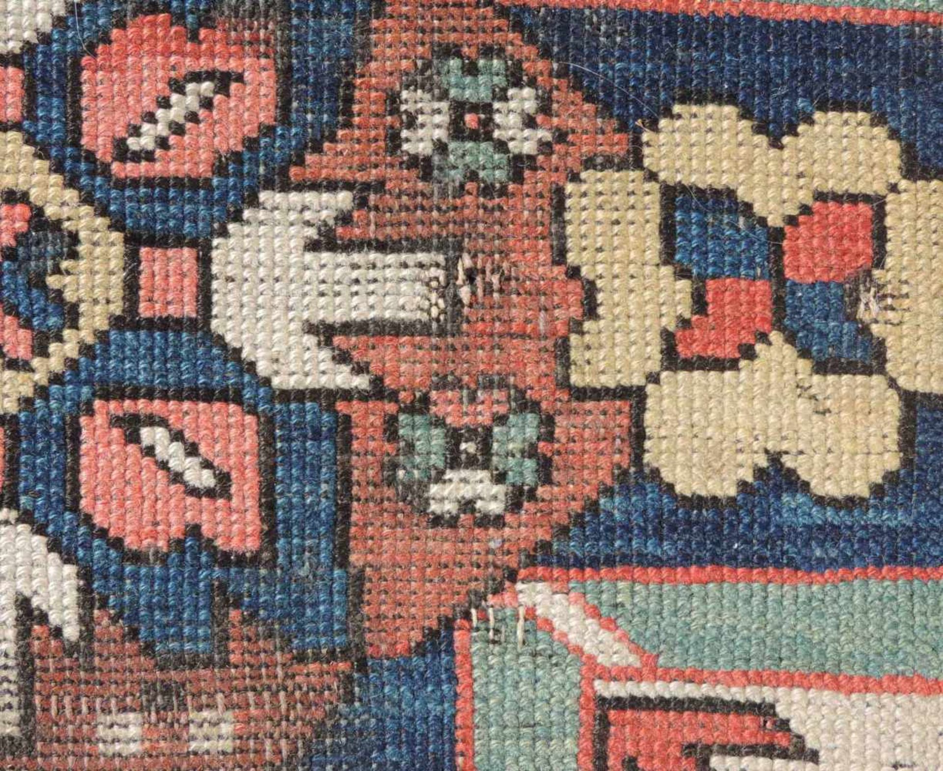 Tschelaberd "Adler Kasak" Teppich. Kaukasus. Antik, um 1880. 266 cm x 120 cm. Handgeknüpft. Wolle - Image 2 of 12
