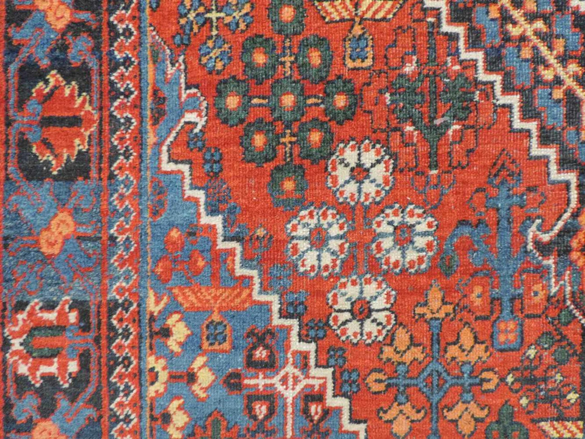 Miameh Perserteppich. Iran. Alt, um 1930. 199 cm x 129 cm. Handgeknüpft. Wolle auf Baumwolle. Wohl - Bild 5 aus 7