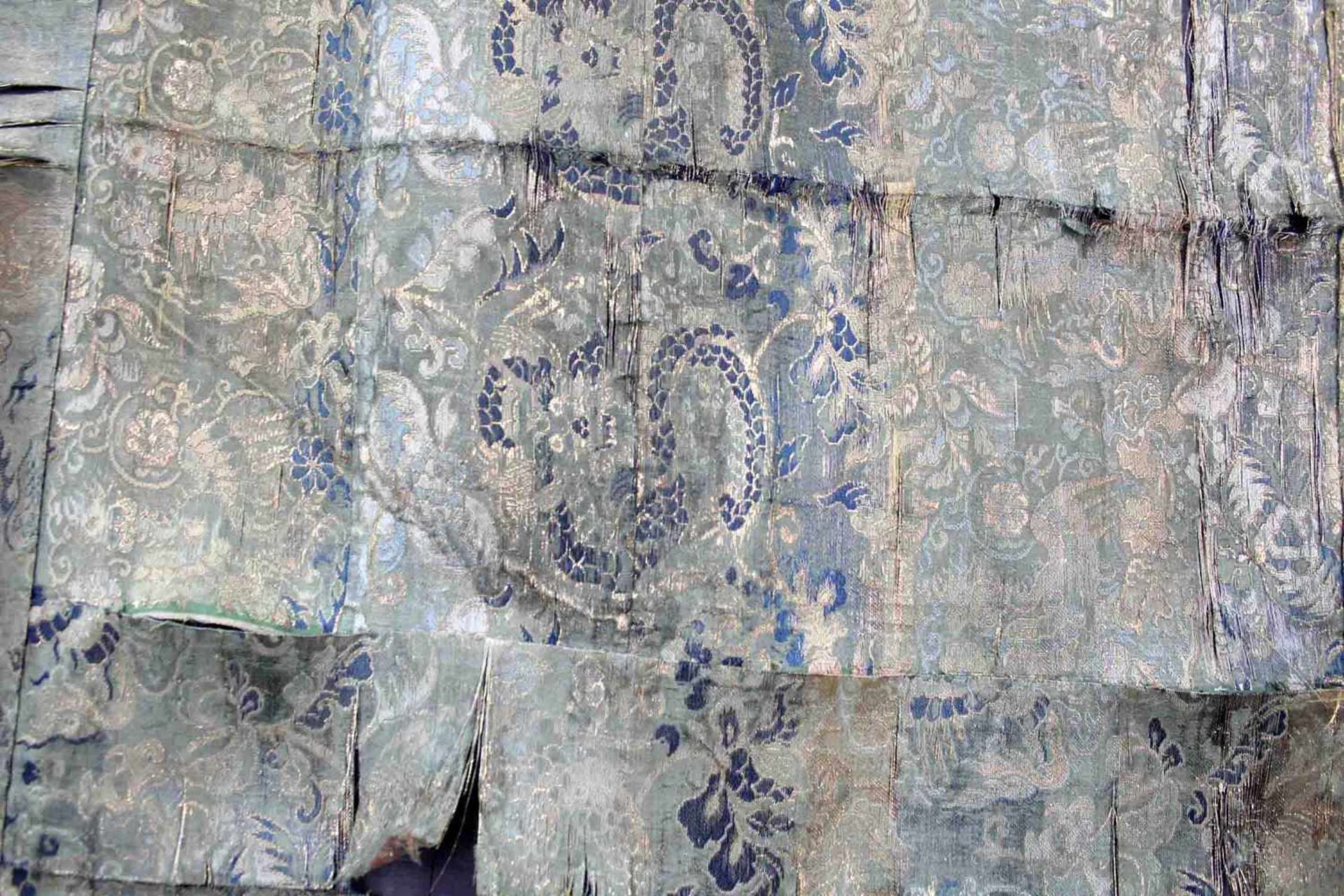 Patchwork Behang. Seidengewebe. Japan, alt.207 cm x 114 cm.Patchwork hanging. Silk fabric. Japan, - Bild 9 aus 13
