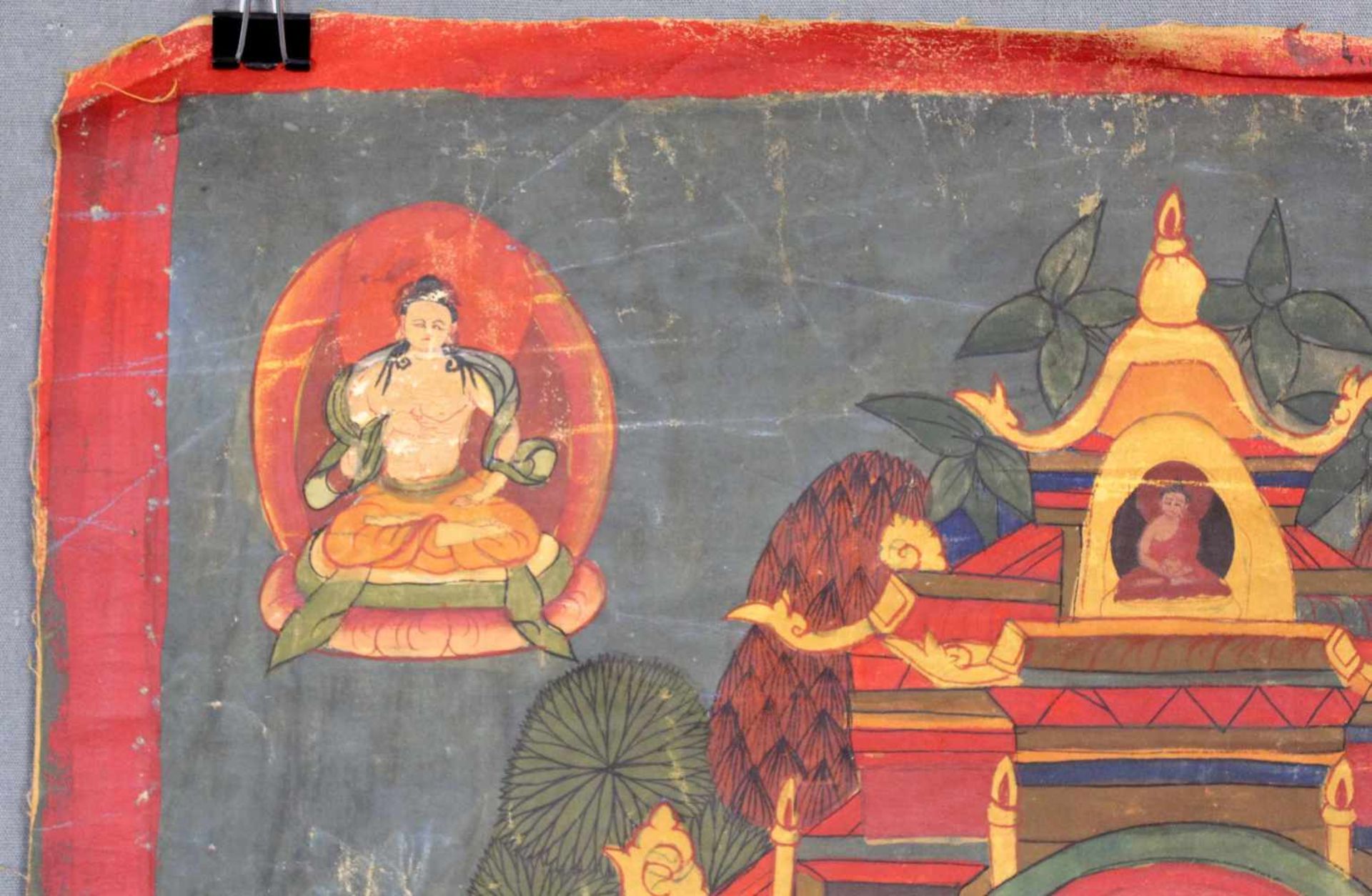 Buddha Thangka, sitzend vor Palast. China / Tibet alt.64 cm x 47 cm. Gemälde.Buddha Thangka, sitting - Image 7 of 9