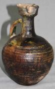 Steingutkanne. Schwarz - Grün - Glasur. China? Antik?21 cm hoch.Earthenware jug. Black - green -