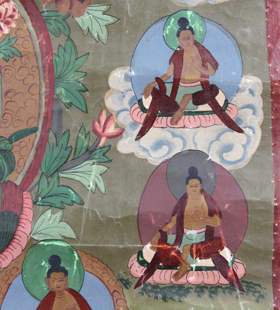 Grüne Tara af Lotusthron. Thangka, China / Tibet alt.60 cm x 46,5 cm. Gemälde. Begleitet wird die - Image 7 of 8