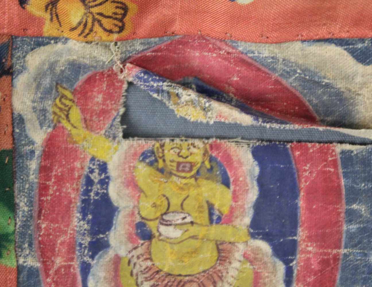 Thangka, China / Tibet alt. Lamaistische Schutzgottheit vor Flammenaureole.70 cm x 54 cm ohne - Image 13 of 13